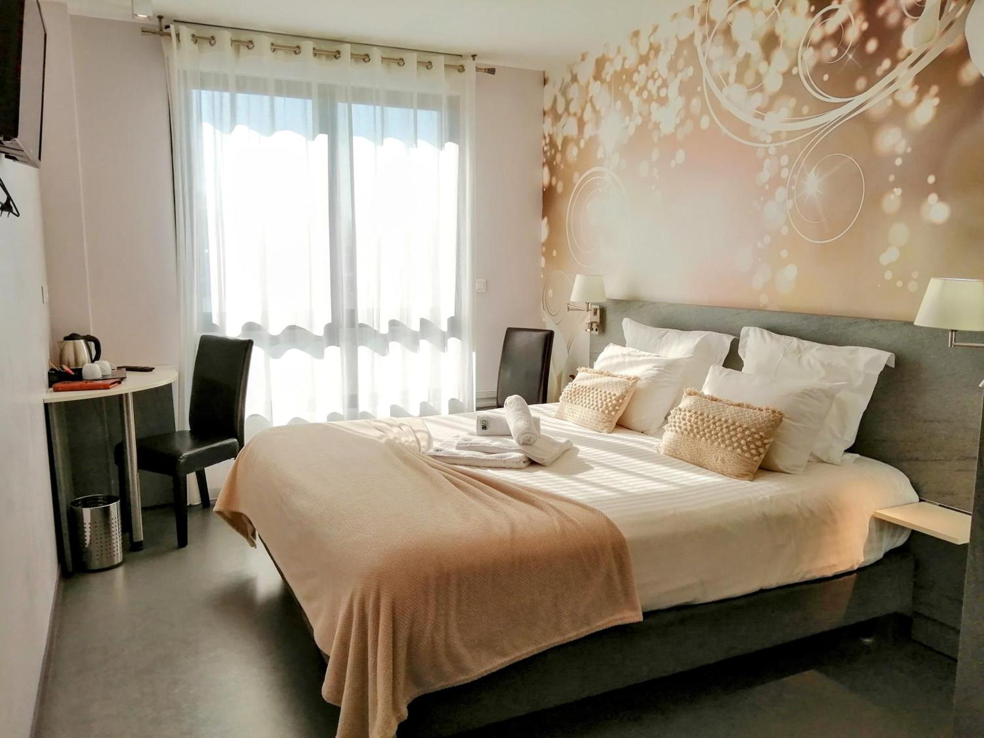 Hotel L'AEROGARE Amboise Extérieur photo
