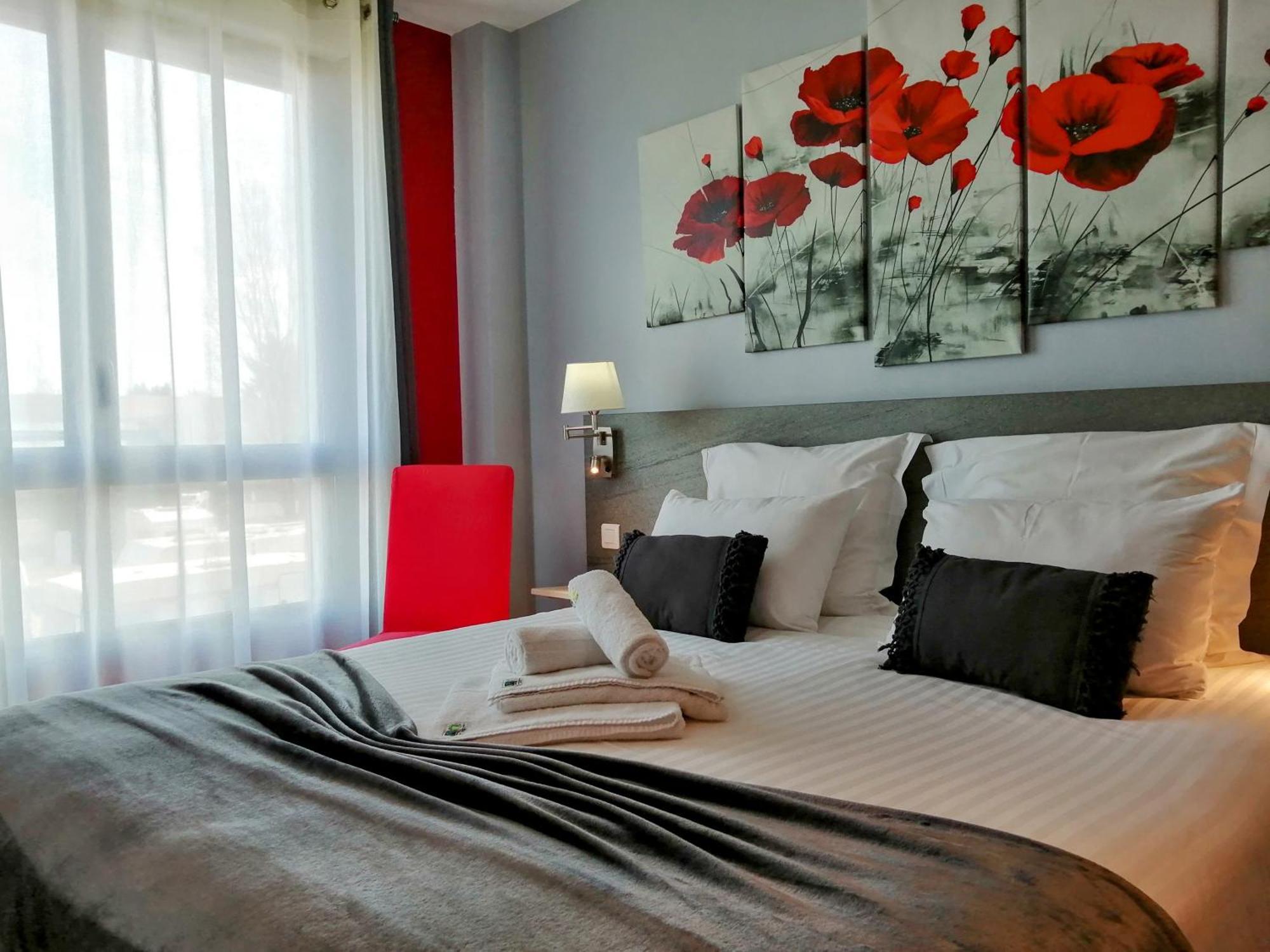 Hotel L'AEROGARE Amboise Extérieur photo