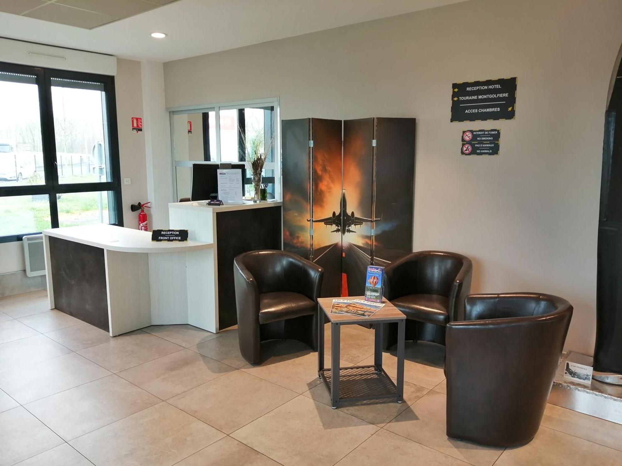 Hotel L'AEROGARE Amboise Extérieur photo