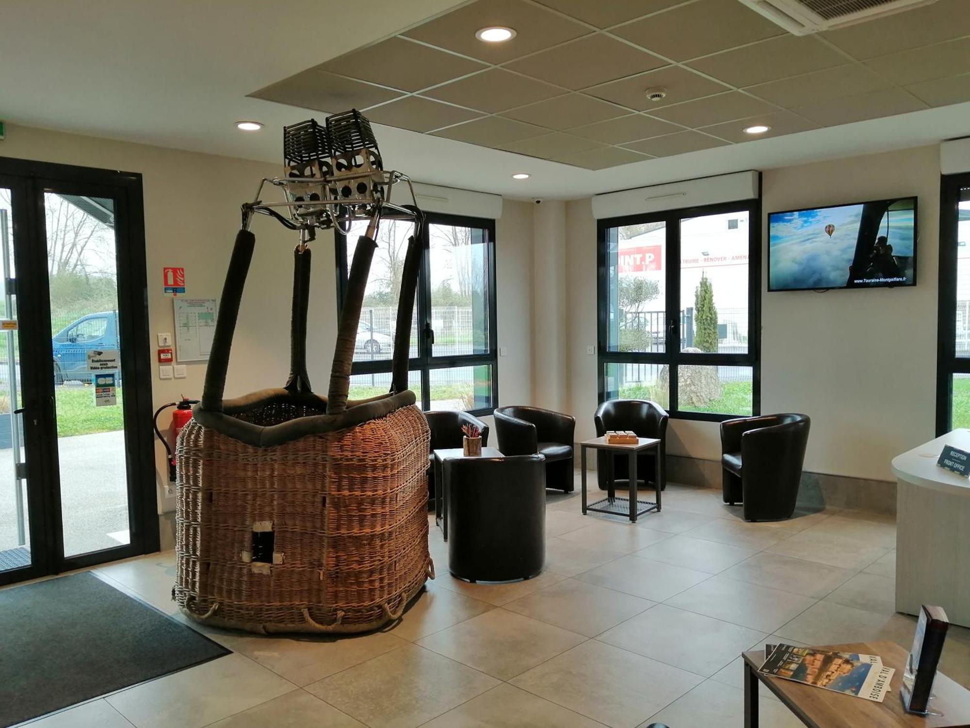 Hotel L'AEROGARE Amboise Extérieur photo
